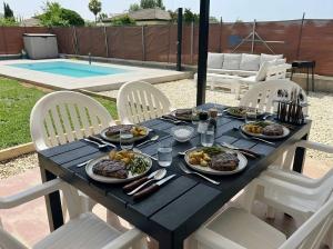 Casa con Piscina privada Jardin y Barbacoa lugar tranquilo