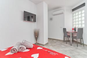 Nerja Boutique 203 Sweet Corner