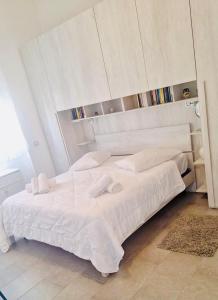 Tolstoi 83 Apartment