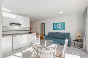 Playa Delphin 302