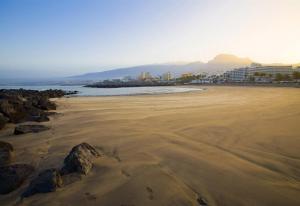 Las Americas beach apartment