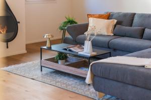 StayEasy Smart Home with 3 Bedrooms, 2 Baths - City Center