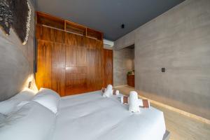 Luxury 3BR in Maiim Tankah with Pool Spa & gym