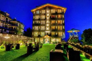 Hotel Katson Castle with Sunset View Dharamshala