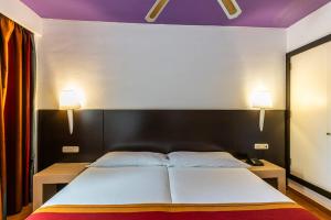 SBH Monica Beach Resort