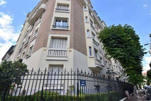 Chambre charmante dans beau bâtiment ancien