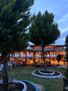 Sea View Wooden Houses - Resort Sokoli