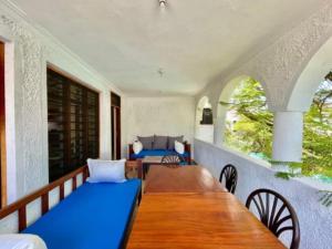 Marsha beachfront stay