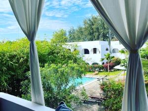 Marsha beachfront stay