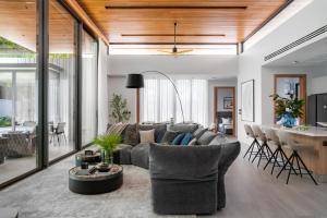 Layan - 10 Min to Beach - Private Designer Villa