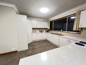 Two Single Beds in Private Room, Auburn - A5