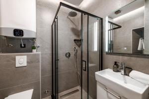 La Porta Cavtat, seaview in the center