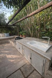 5BR villa with pool - steps to Puntaldia beach