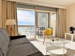 CE140-004 Appartement 2 pièces 5 couchages LE LAVANDOU