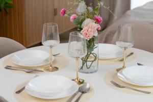 Old Town Panorama Apartment by Noclegi Renters