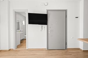 Urban Luxury Apartment Heraklion Crete 1
