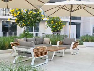 FIRST CLASS Studio Urban Luxe Getaway