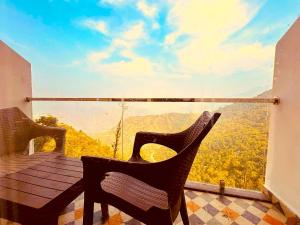 The Pine Woods - A Four Star Luxury Resort In Mussoorie Near JW Marriott