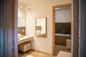 Fantastica Villa con piscina e vista mare img33