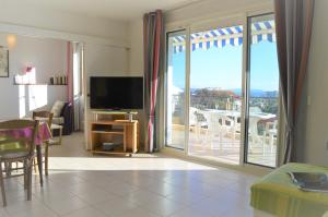 LV000-004 Appartement 3 pièces 4 couchages LE LAVANDOU