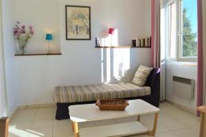 LV000-004 Appartement 3 pièces 4 couchages LE LAVANDOU