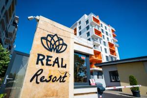Real Resort