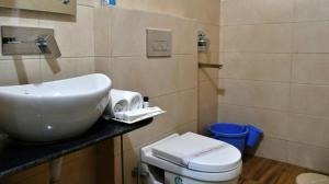 Hotel S & G Grand Plaza 300 Meter From New Delhi Railway Station