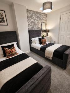 Elegant Flat in Bristol - Sleeps 8 - Garden