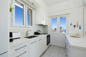 Charming Seaview Home