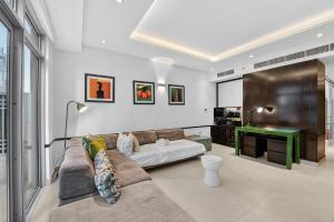 FIRST CLASS 1BR Elegance with Burj Khalifa View