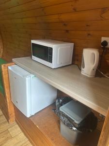 By The Way Campsite, Hobbit Hut 3