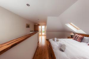 Luxurious 3 bdrm cottage by fairy pools 4