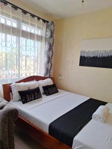 Calif Studio Apartments