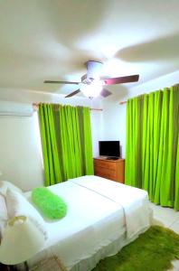 Golden Breeze Stay 2