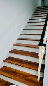 AA 3-STOREY TERRACE HOMESTAY 13 Pax 4 bedroom 4 bathroom