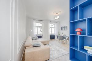 B68 Apartment 28A