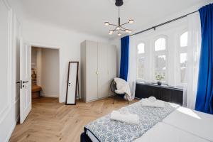 B68 Apartment 28A