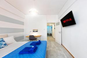 Cute, Little Island Studio Oasis Near Acropolis!