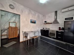Apartments Ana