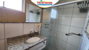 Golden Dolphin GrandHotel - com roupas de cama e banho - Piscinas 24h, próx ao Water Park, Hotel Prive, Boulevard, Riviera - HotFérias