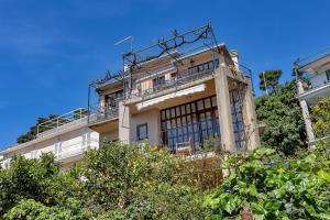 Authentic Hideaway by Riva with Free Parking