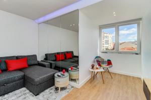 One-bedroom Apartment Largo do Leão