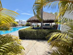 Relaxing 3BR Vacation Home w Pool, BBQ, King Suite Near Beach Nuevo Vallarta