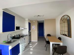 Sea view apartment