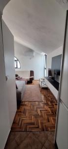 Central Studio Apartment