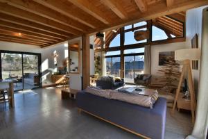 Chalet contemporain sur les hauteurs du lac de Serre-Ponçon