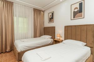 Large 3 Bedroom 2 Bathroom Apartment Near Beach Marina Prime Location Tangier with Parking