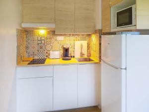 T2 avec Loggia à La Favière - 5 Pers. + Parking - FR-1-610-124