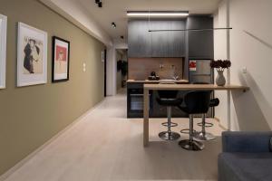 GimiSpaceThree - Valaoritou Architectural 1-BR Apartment