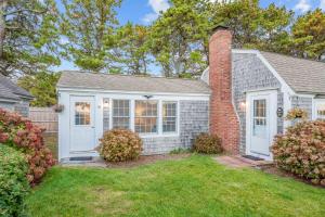 The Duck House: Quack Open Your Cape Escape